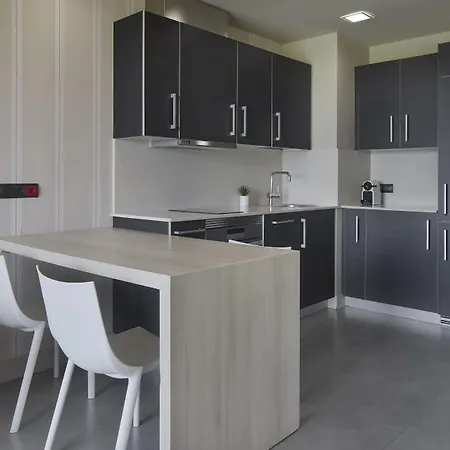 Feelfree Basoa Σαν Σεμπαστιάν