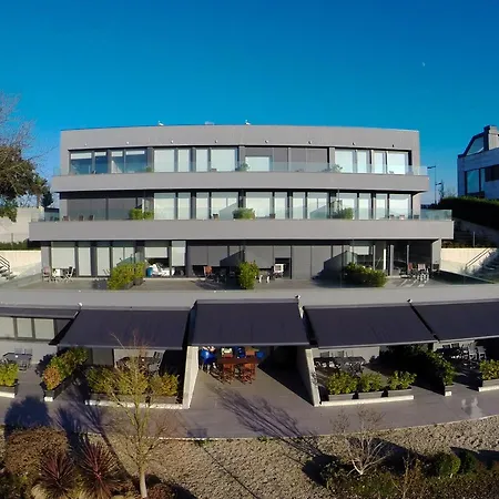 Ξενοδοχείο με διαμερίσματα Feelfree Basoa