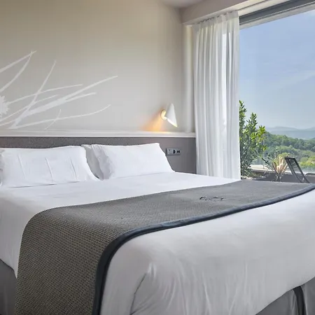 Apartahotel Feelfree Basoa 4*