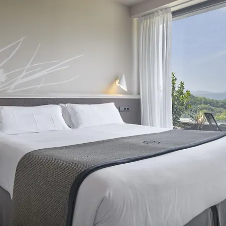 Aparthotel Irenaz 2*
