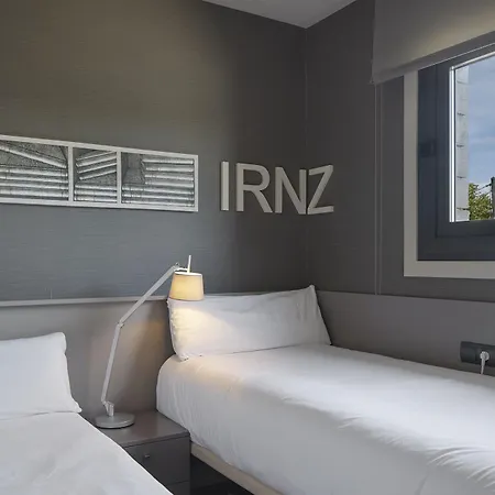 Irenaz Aparthotel 2*