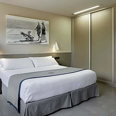 Feelfree Basoa Aparthotel 4*
