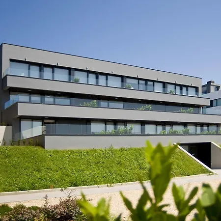 Irenaz Aparthotel San Sebastian