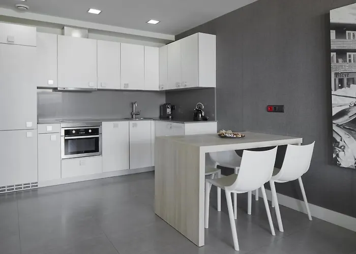 Feelfree Basoa Hotel apartamentowy 4*