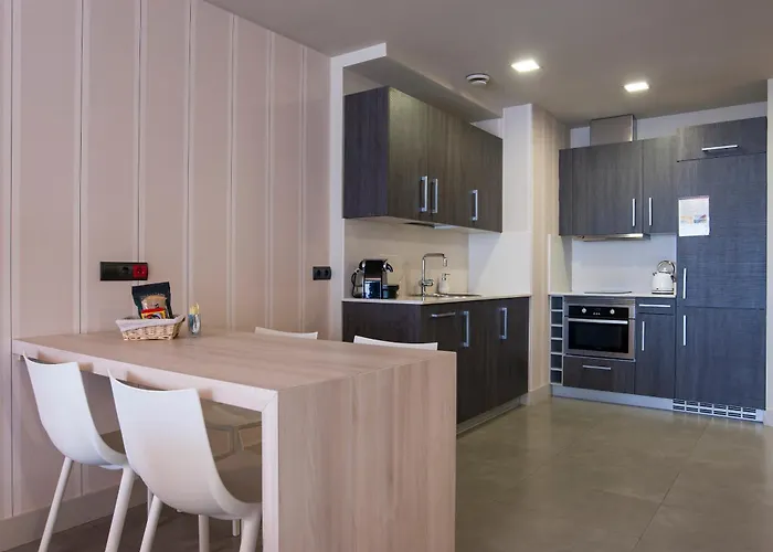 Feelfree Basoa 4* San Sebastián