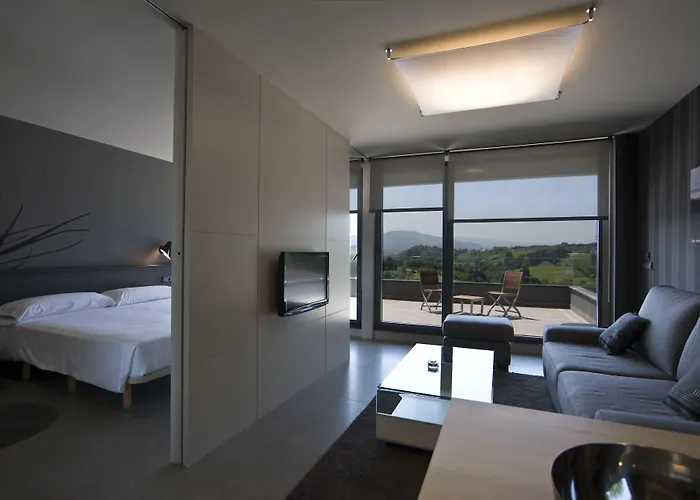 Feelfree Basoa 4* San Sebastián