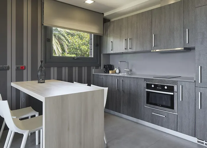 Feelfree Basoa Apartmanhotel 4*