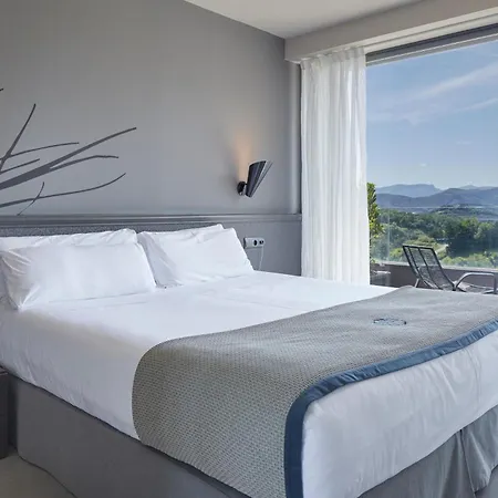 Feelfree Basoa アパートホテル サン・セバスティアン