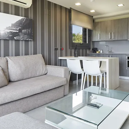 アパートホテル Feelfree Basoa サン・セバスティアン