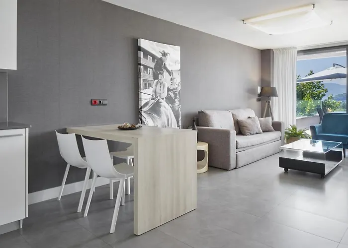 Hotel apartamentowy Feelfree Basoa 4*