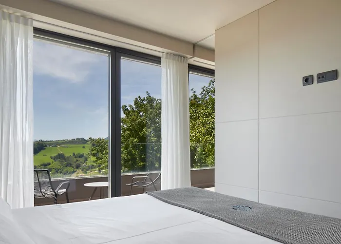 Feelfree Basoa San Sebastián