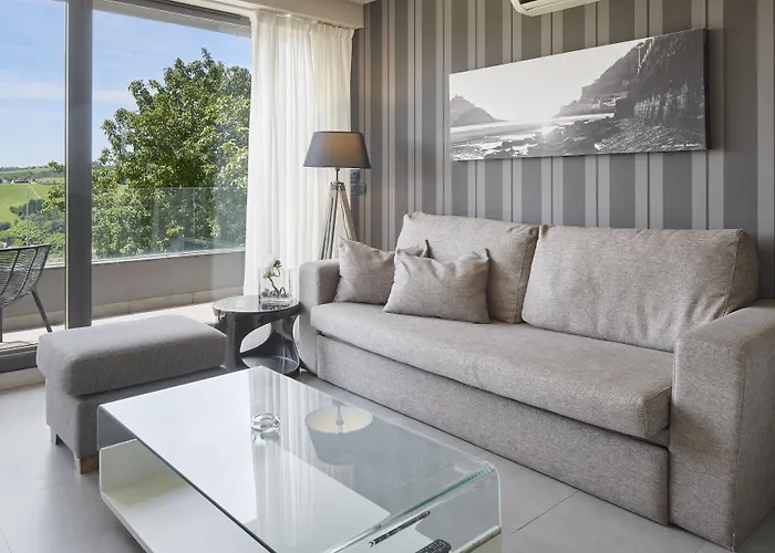 Hotel apartamentowy Feelfree Basoa 4*